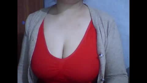 Snapshot of lovely_sweet_girl chatting on February 15, 10:21 pm katrina follow me guys online show from February 15, 10:21 pm