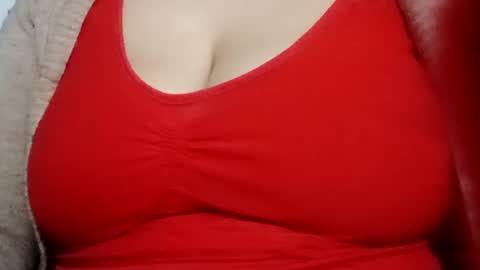 Snapshot of lovely_sweet_girl chatting on February 6, 5:40 pm katrina follow me guys online show from February 6, 5:40 pm