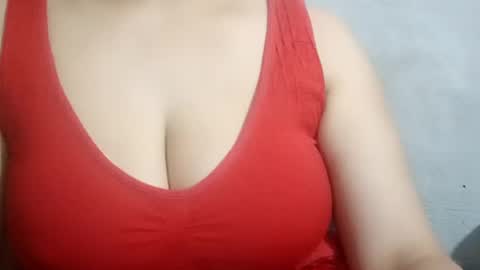 Snapshot of lovely_sweet_girl chatting on February 23, 9:38 am katrina follow me guys online show from February 23, 9:38 am