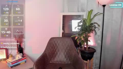 Snapshot of lovelygirl45 chatting on October 2, 1:43 am Valerie online show from October 2, 1:43 am