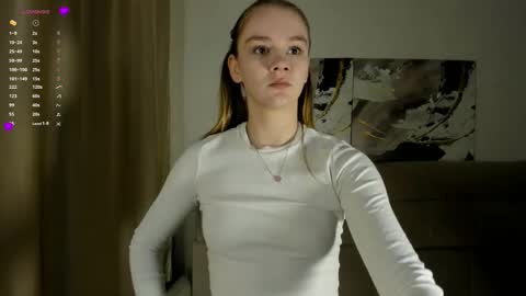 Snapshot of lovelygracee chatting on September 21, 7:23 pm lovelygracee online show from September 21, 7:23 pm