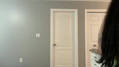 lovelykatiebabe online show from April 22, 2:03 pm