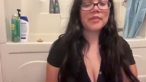 lovelykatiebabe online show from October 2, 4:12 pm