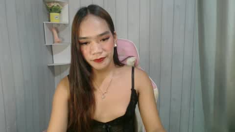 Snapshot of lovelykristelle chatting on March 2, 3:09 pm lovelykristelle online show from March 2, 3:09 pm
