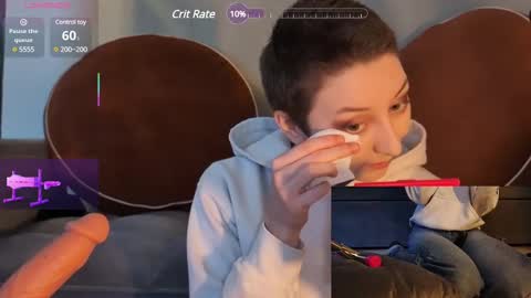 Snapshot of lovelylittlelucyy chatting on March 10, 8:34 pm lovelylittlelucyy online show from March 10, 8:34 pm