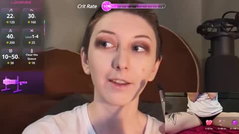 Snapshot of lovelylittlelucyy chatting on March 12, 2:52 am lovelylittlelucyy online show from March 12, 2:52 am