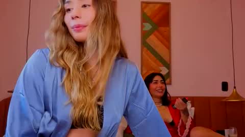 lovelymoon_ online show from June 2, 10:11 pm