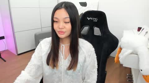 kim online show from December 5, 3:28 pm