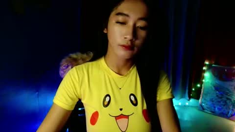 lovelypetite143 online show from March 8, 1:26 pm