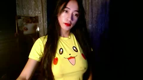 lovelypetite143 online show from February 18, 8:13 am