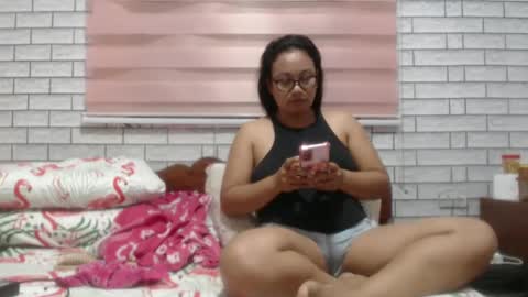 Snapshot of lovelyquey chatting on March 9, 8:31 pm Angelquey online show from March 9, 8:31 pm