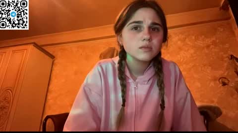 ELA online show from April 12, 6:33 pm