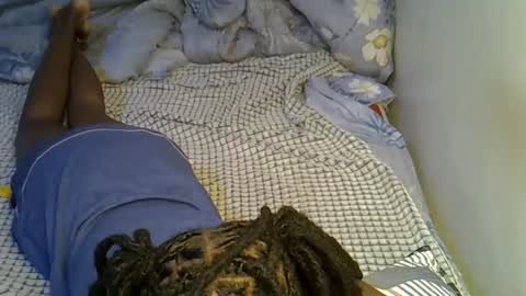 Snapshot of lovelytin chatting on October 26, 3:02 am lovelytin online show from October 26, 3:02 am