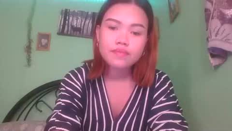 lovemae352295 online show from September 27, 6:42 am