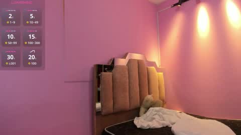 L O V E  online show from December 22, 12:08 pm