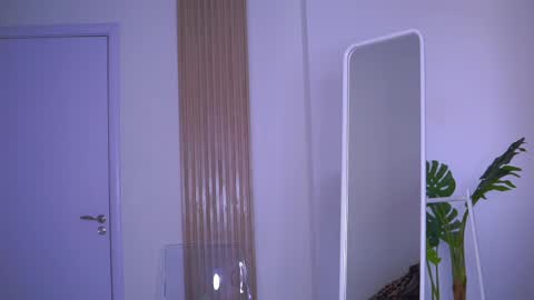 Snapshot of lovingblondie chatting on February 24, 6:58 am Nora online show from February 24, 6:58 am