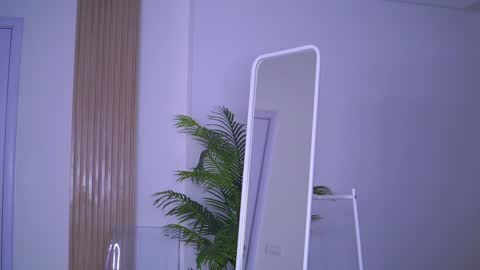 Snapshot of lovingblondie chatting on February 1, 4:35 am Nora online show from February 1, 4:35 am