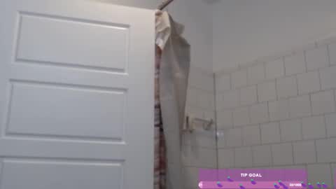 loyalbambi online show from December 10, 5:28 am
