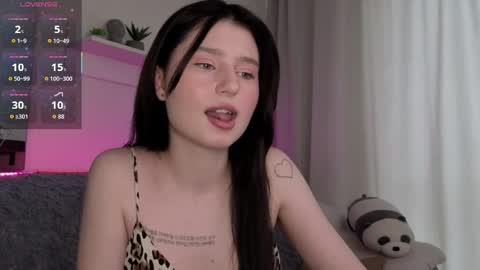 Lua online show from April 10, 6:30 am