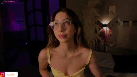 Snapshot of lua_ferch_ chatting on December 26, 12:05 pm ---Goys incredible photographs online show from December 26, 12:05 pm