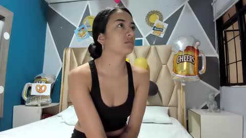 Snapshot of lucasymia_69 chatting on September 29, 11:59 am MIA HOT online show from September 29, 11:59 am