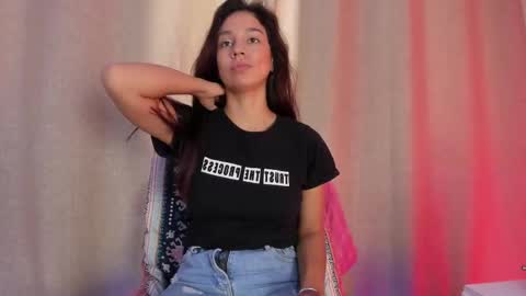 Snapshot of luci_ramirez chatting on September 27, 3:19 pm Luciana Ramirez Sofia Collins online show from September 27, 3:19 pm