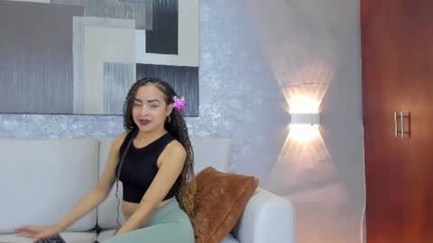 Lucla online show from June 18, 8:58 pm