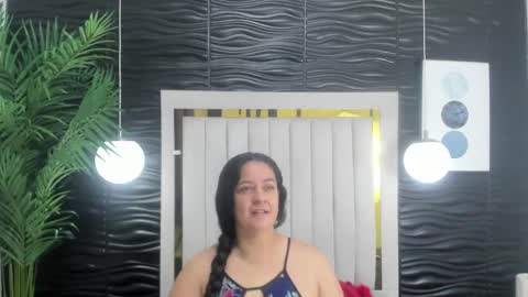 Lucia Vonne online show from January 21, 11:35 am