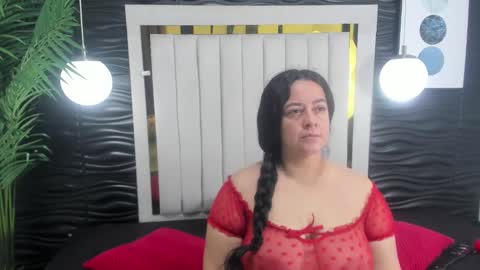 Lucia Vonne online show from January 22, 11:01 am
