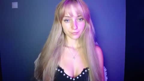 Lucy online show from September 28, 8:47 pm