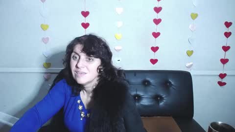 LuciaMi online show from December 10, 4:34 am