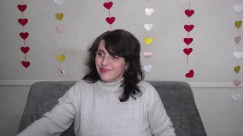 LuciaMi online show from February 25, 6:12 pm