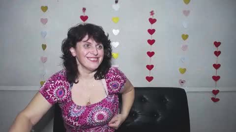 LuciaMi online show from December 8, 4:35 am