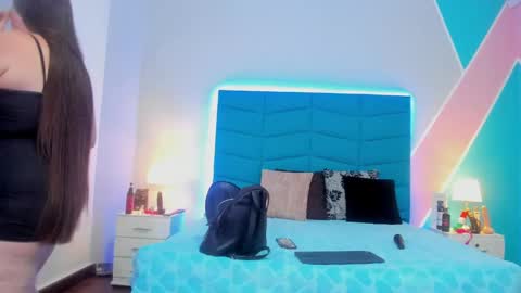 luciana_brown_ online show from January 31, 8:01 pm