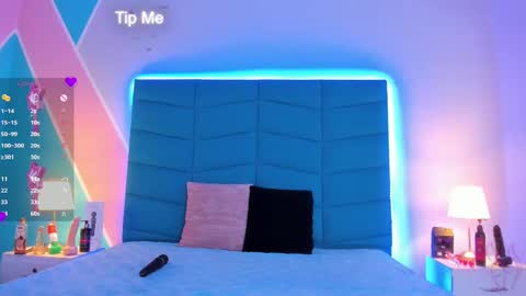 luciana_brown_ online show from January 24, 8:11 pm