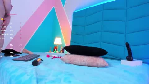 luciana_brown_ online show from January 22, 8:17 pm