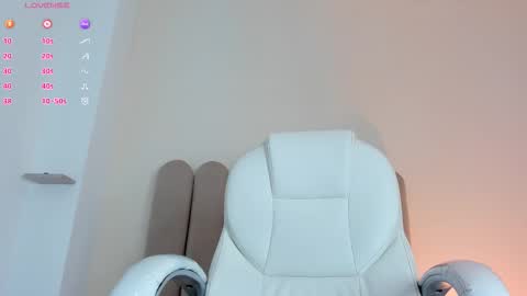 Luciana online show from November 14, 7:30 am