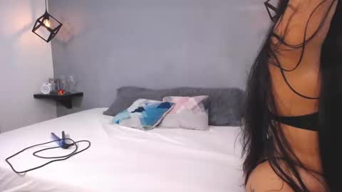 Snapshot of luciana_graay chatting on September 29, 2:11 pm Luciana online show from September 29, 2:11 pm