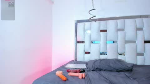 Luciana  online show from November 9, 5:47 am