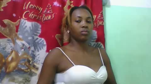 lucie196645 online show from May 23, 7:12 pm
