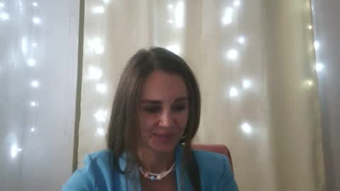 Snapshot of luciemack chatting on October 5, 7:52 pm LucieMack online show from October 5, 7:52 pm