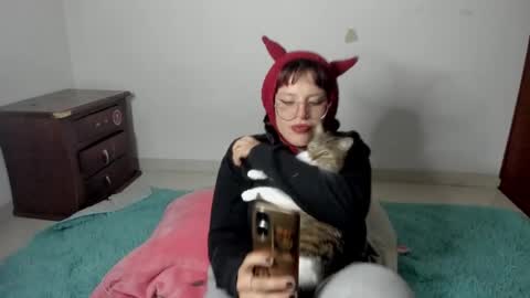 Snapshot of luciferrx666 chatting on February 19, 2:23 am camila online show from February 19, 2:23 am