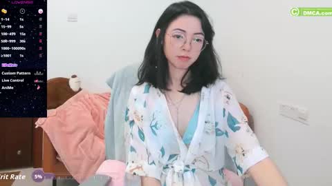 Snapshot of luckrose chatting on October 18, 3:09 am Jinn online show from October 18, 3:09 am