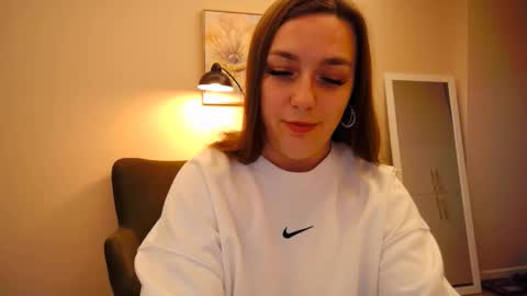 lucky_foryou_baby online show from December 16, 9:57 am
