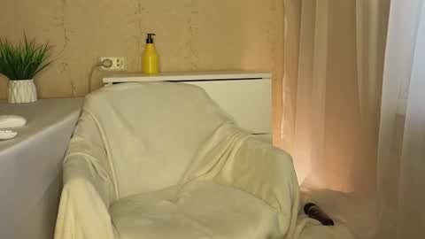 Snapshot of luckyday_ chatting on November 1, 6:06 am Katerina online show from November 1, 6:06 am