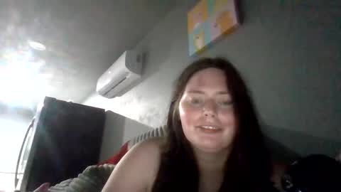 luckygirl96 online show from September 19, 1:15 am