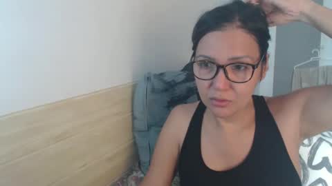 angelisa online show from September 25, 9:19 am