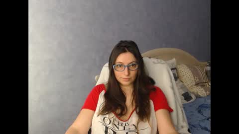 Snapshot of luckylinda23 chatting on February 5, 11:02 am luckylinda23 online show from February 5, 11:02 am
