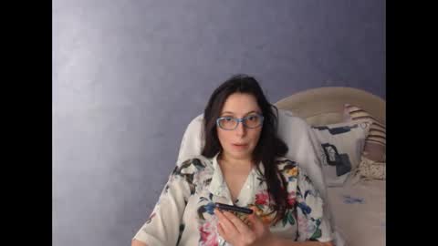 Snapshot of luckylinda23 chatting on February 2, 3:39 pm luckylinda23 online show from February 2, 3:39 pm