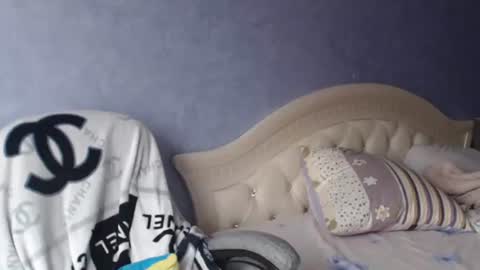 Snapshot of luckylinda23 chatting on March 10, 11:01 am luckylinda23 online show from March 10, 11:01 am